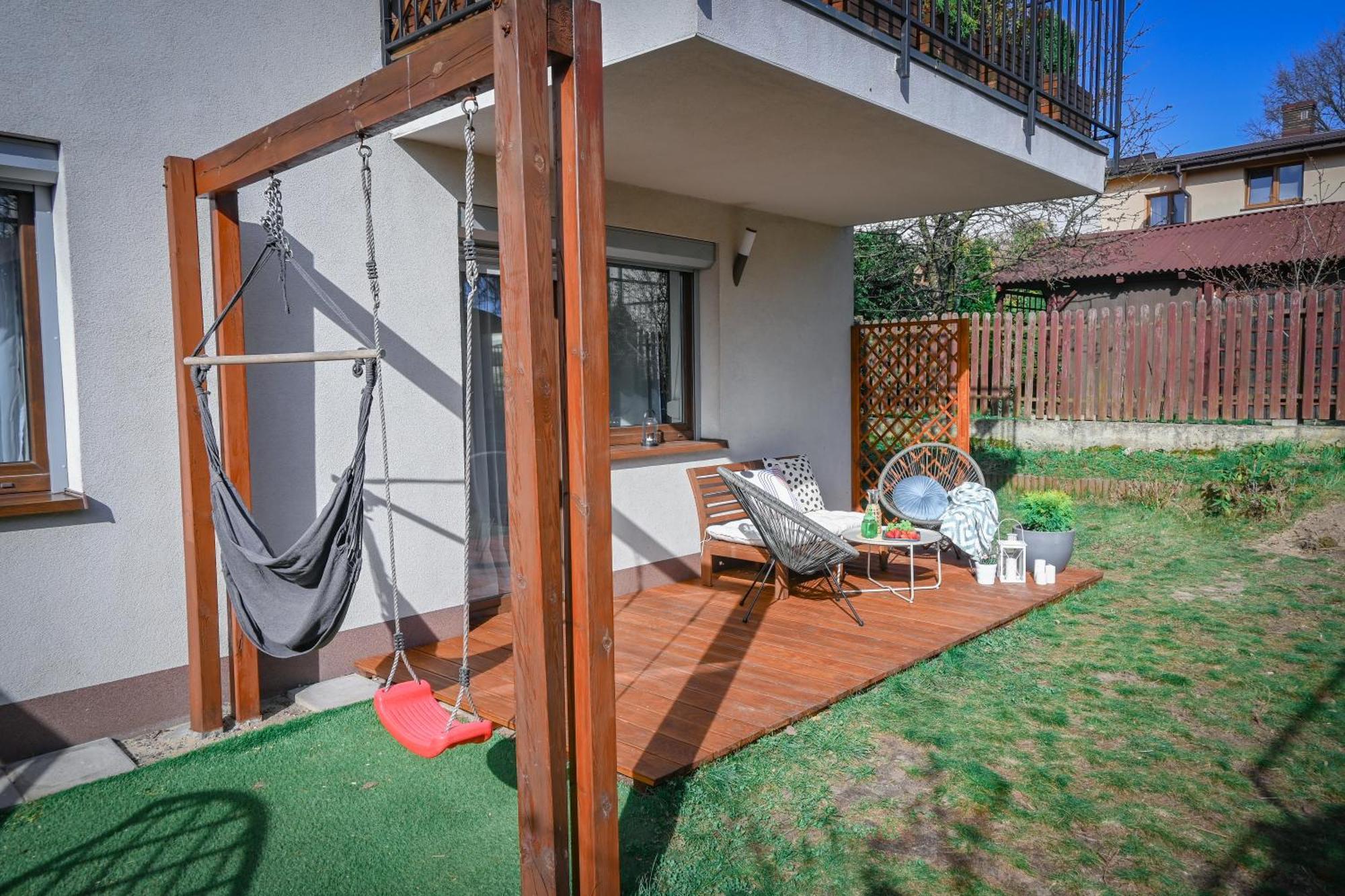 Malinowelove Aircon, 3 Rooms, Parking, Ogrod Краков Экстерьер фото