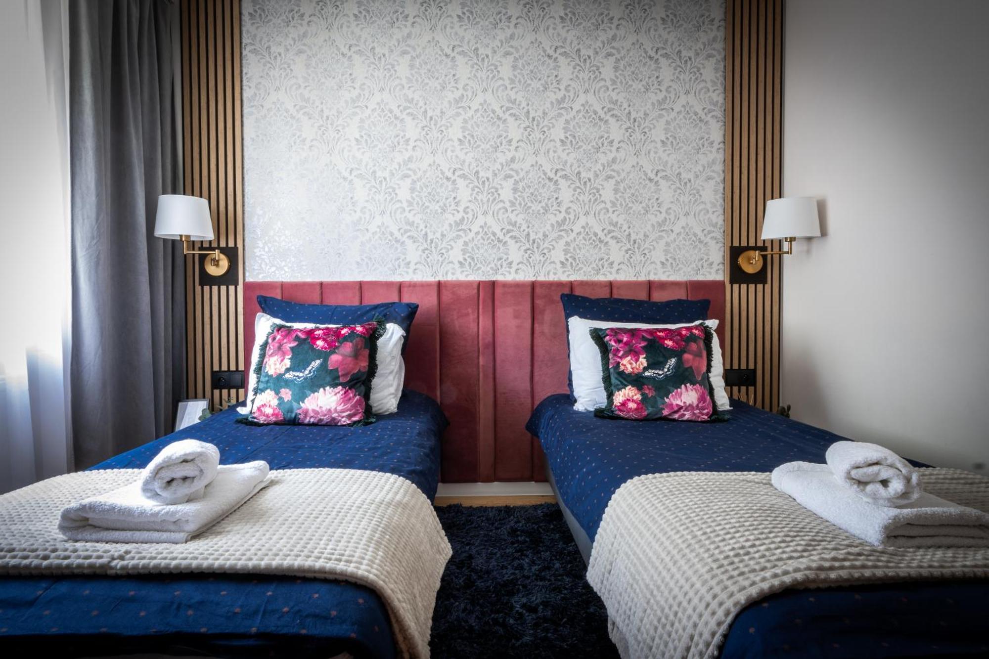 Malinowelove Aircon, 3 Rooms, Parking, Ogrod Краков Экстерьер фото